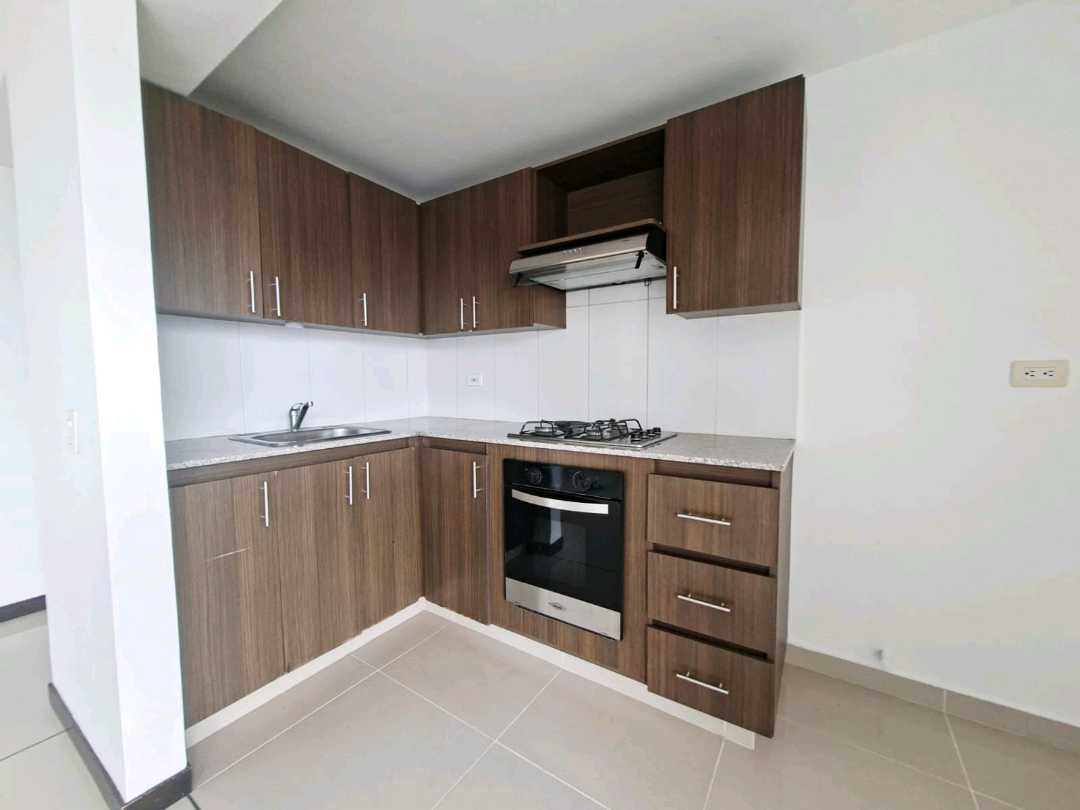 Apartamento en arriendo cerca señorial