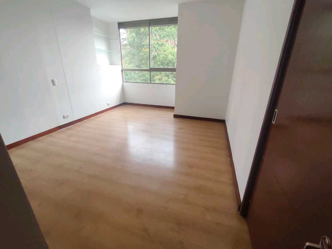 Apartamento en arriendo cerca a los balsos y a la intermedia BM