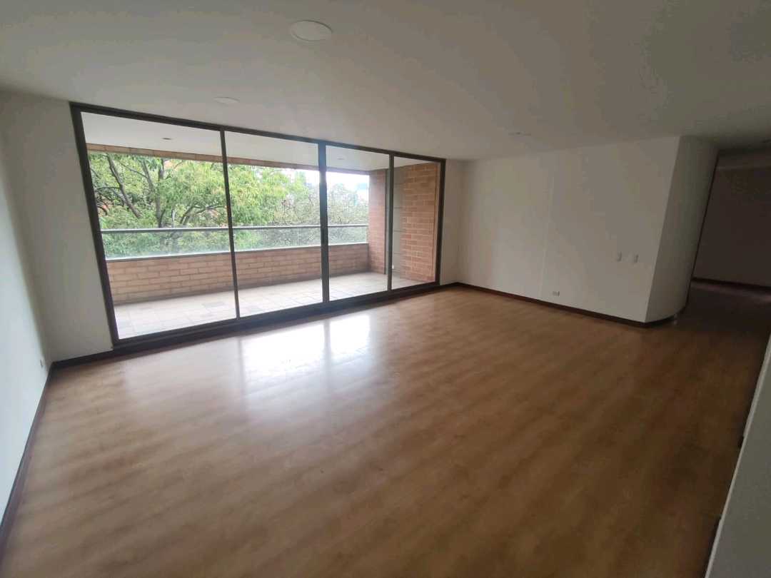 Apartamento en arriendo cerca a los balsos y a la intermedia BM
