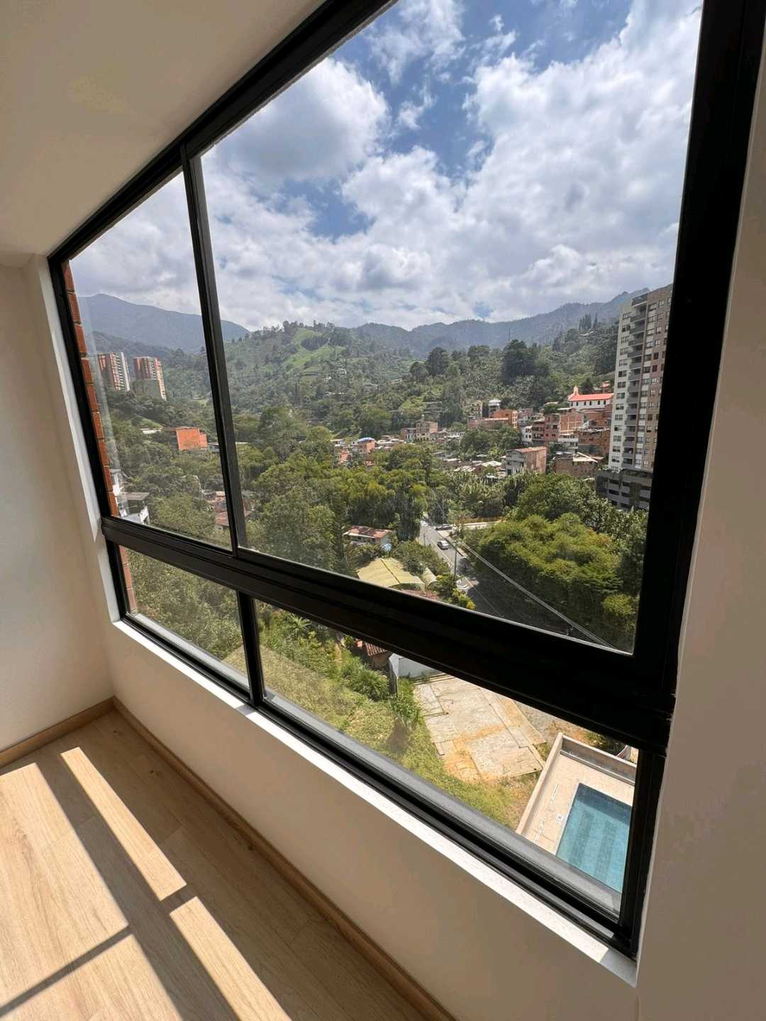 Apartamento en arriendo Envigado RO8