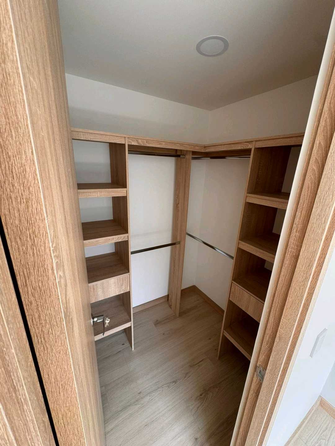 Apartamento en arriendo Envigado RO8