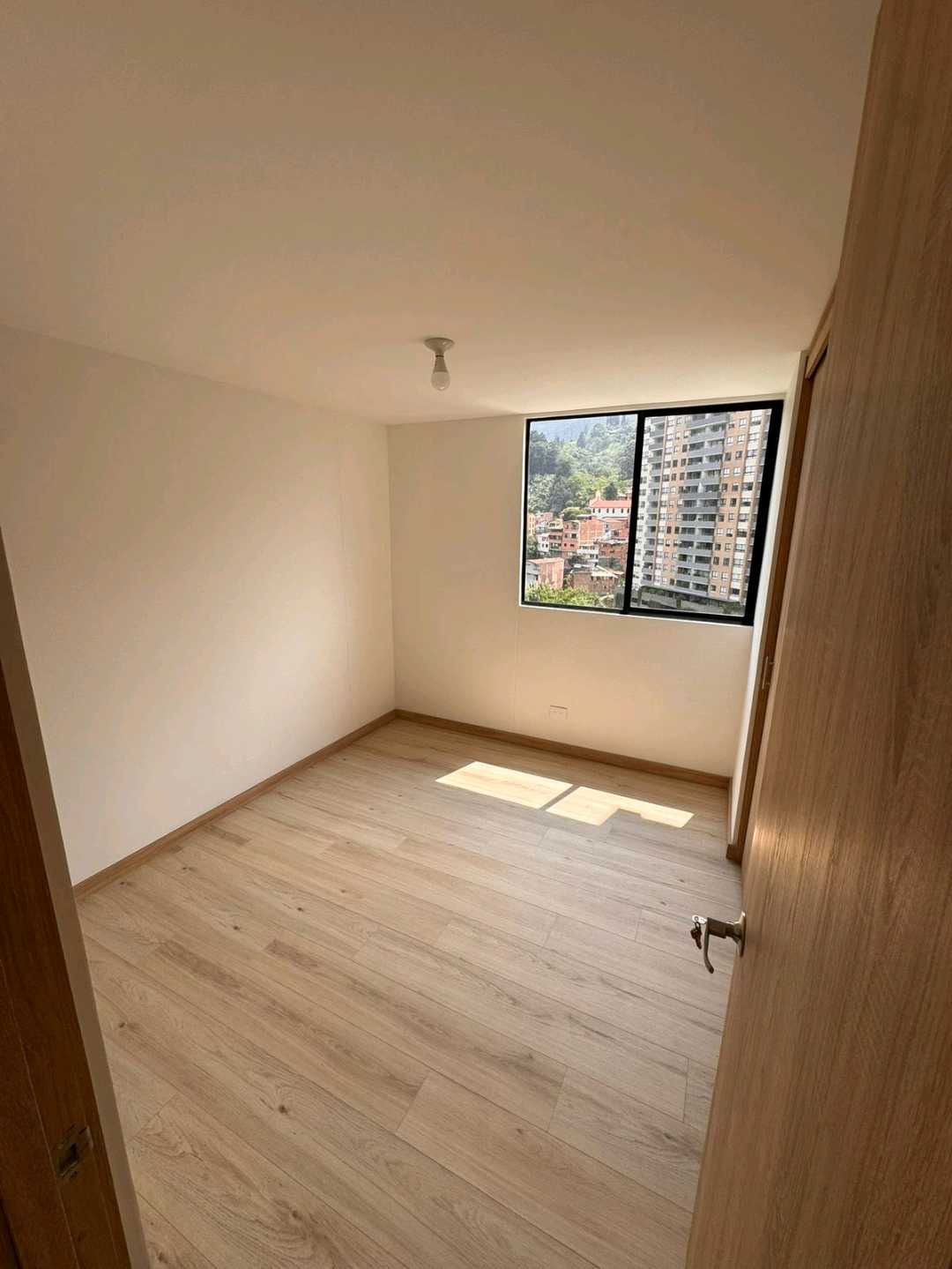 Apartamento en arriendo Envigado RO8