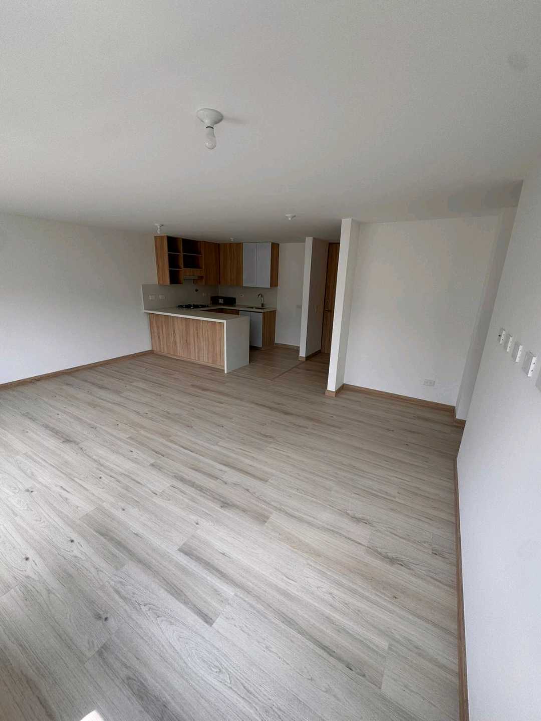 Apartamento en arriendo Envigado RO8