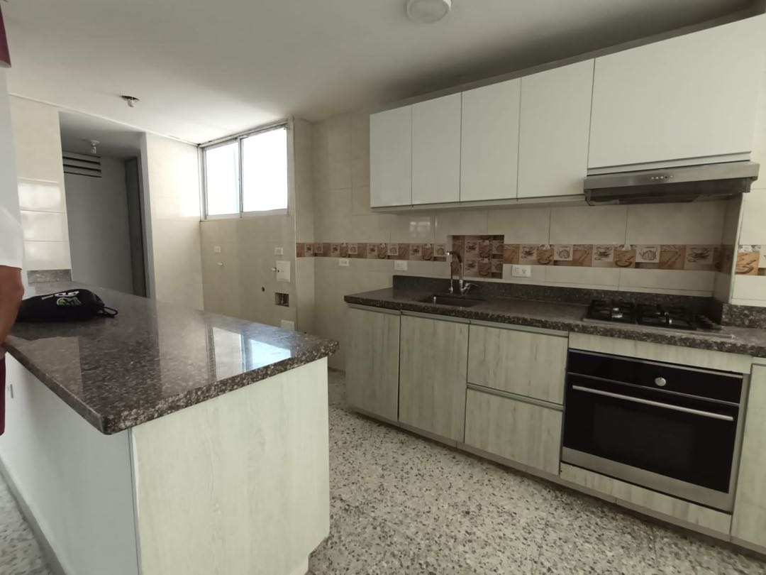 APARTAMENTO EN ARRIENDO EN BOCAGRANDE - CARTAGENA