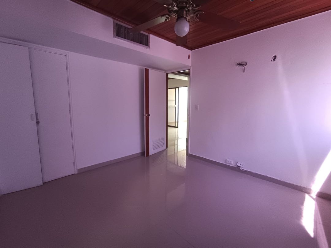 APARTAMENTO EN ARRIENDO EN BOCAGRANDE - CARTAGENA