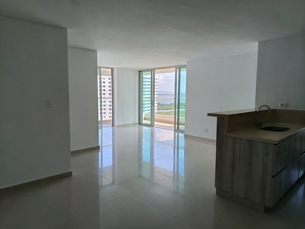 APARTAMENTO EN ARRIENDO EN CIELO MAR - CARTAGENA