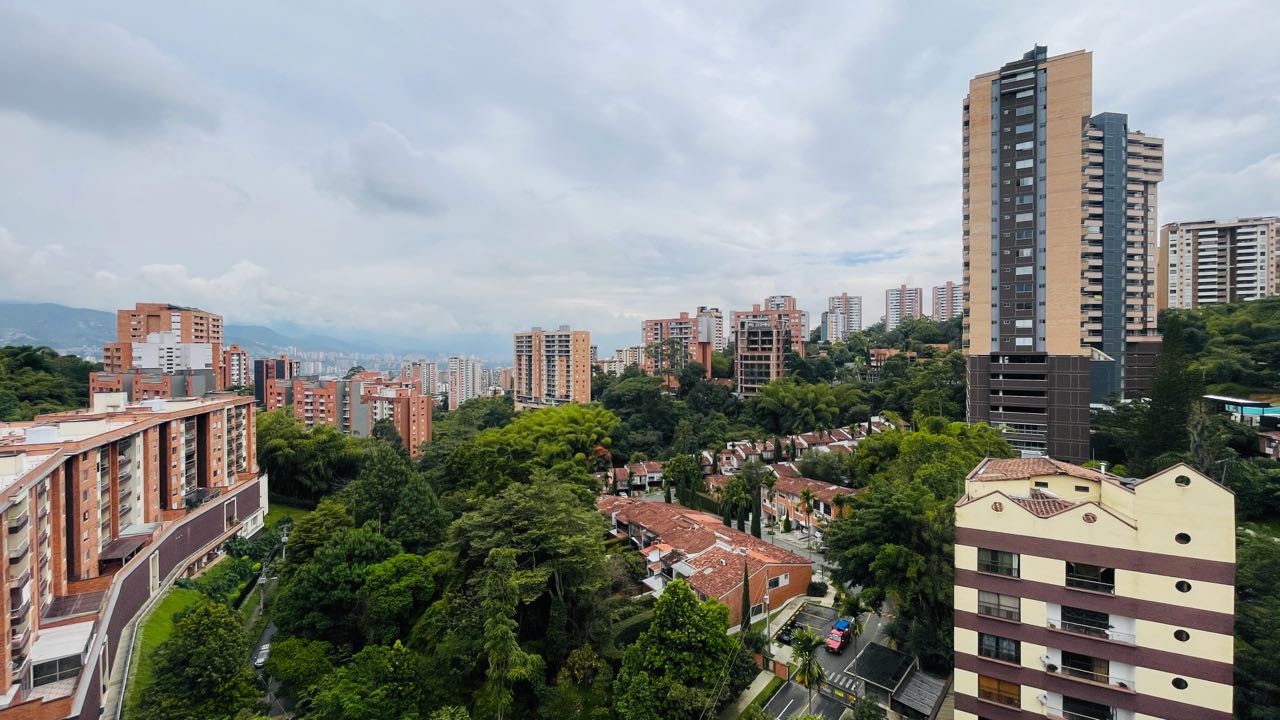 Apartamento en arriendo en cumbres