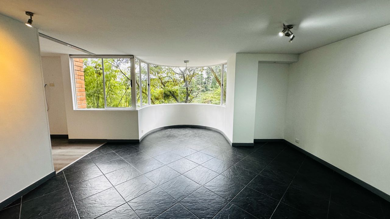 Apartamento en arriendo en el poblado