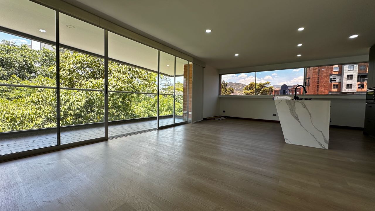 Apartamento en arriendo en el poblado