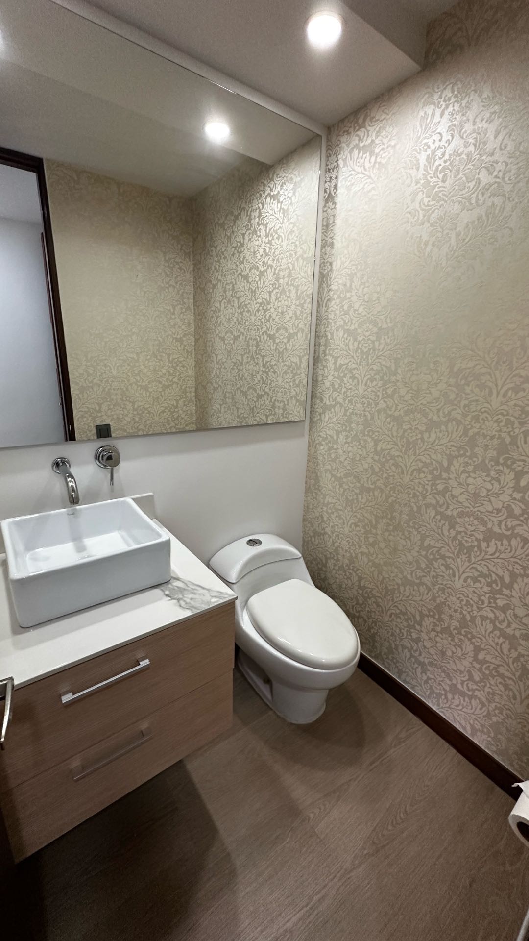 Apartamento en arriendo en el poblado