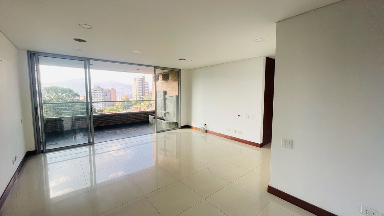 Apartamento en arriendo en el poblado