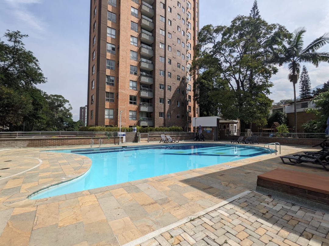 Apartamento en arriendo en el poblado