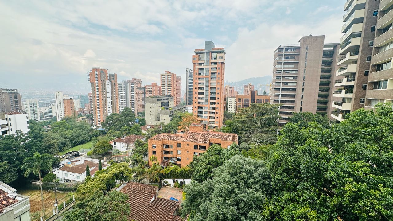 Apartamento en arriendo en el poblado