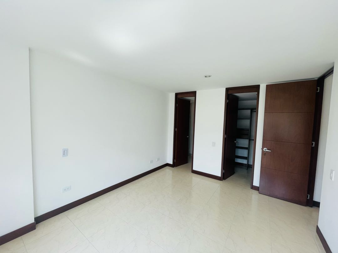 Apartamento en arriendo en Envigado sector cumbres