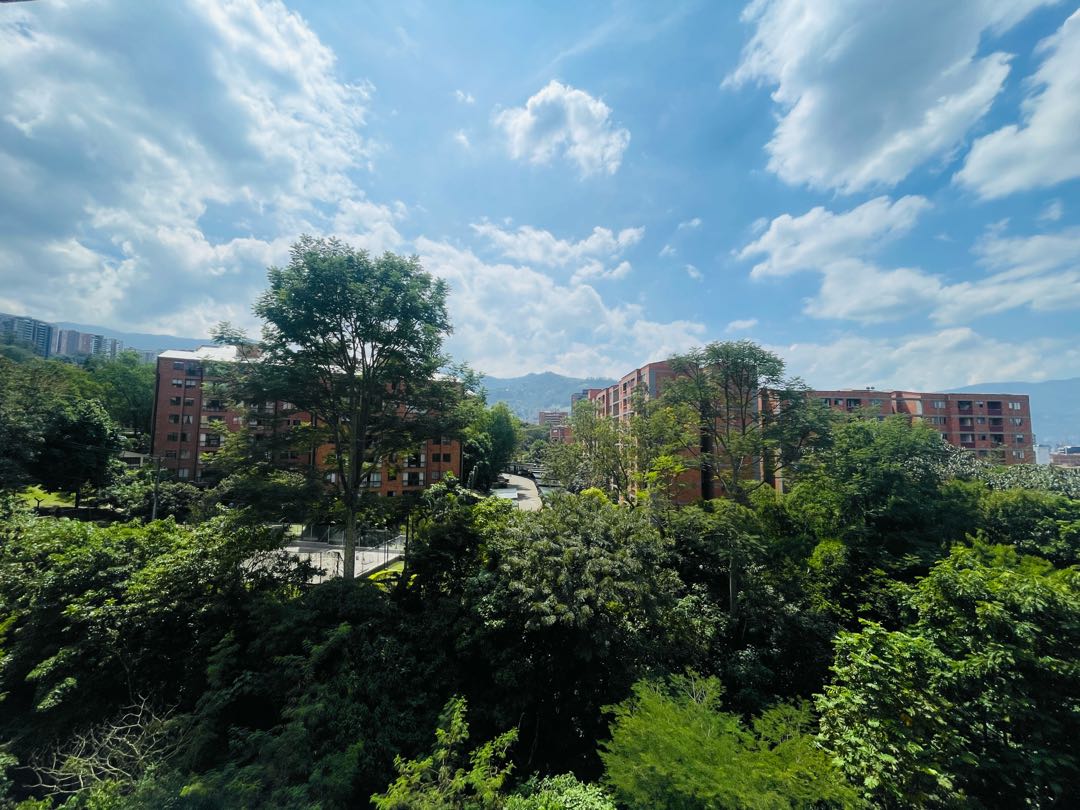 Apartamento en arriendo en Envigado sector cumbres