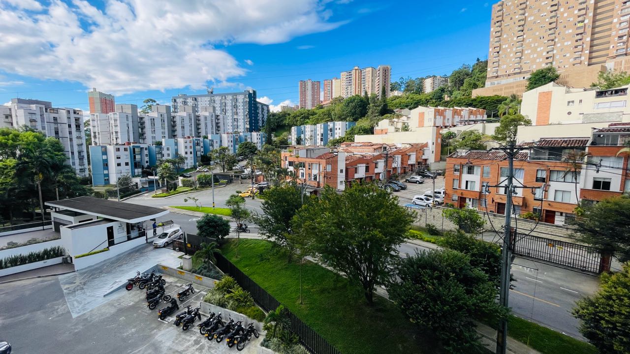 Apartamento en arriendo en la loma del indio