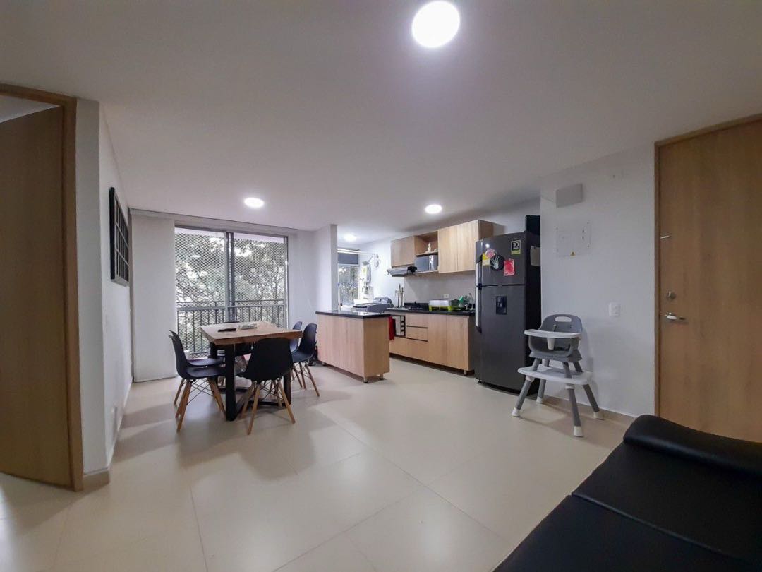 Apartamento en arriendo en las cometas