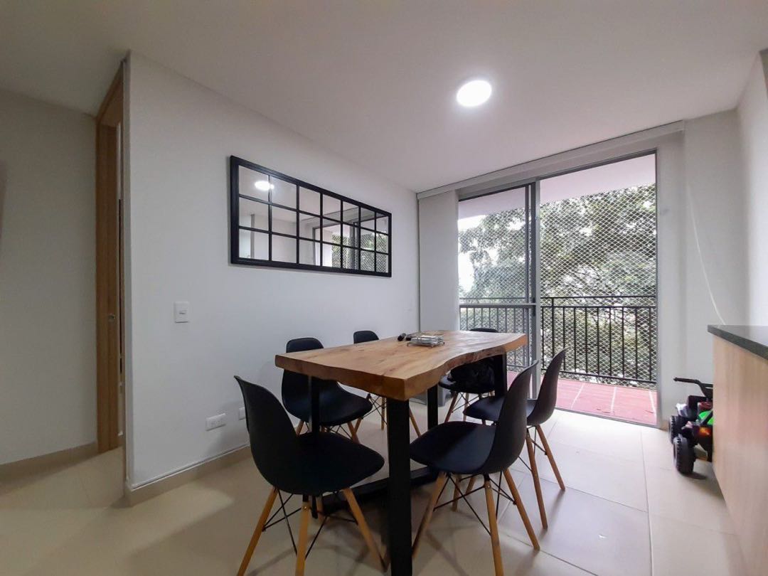 Apartamento en arriendo en las cometas