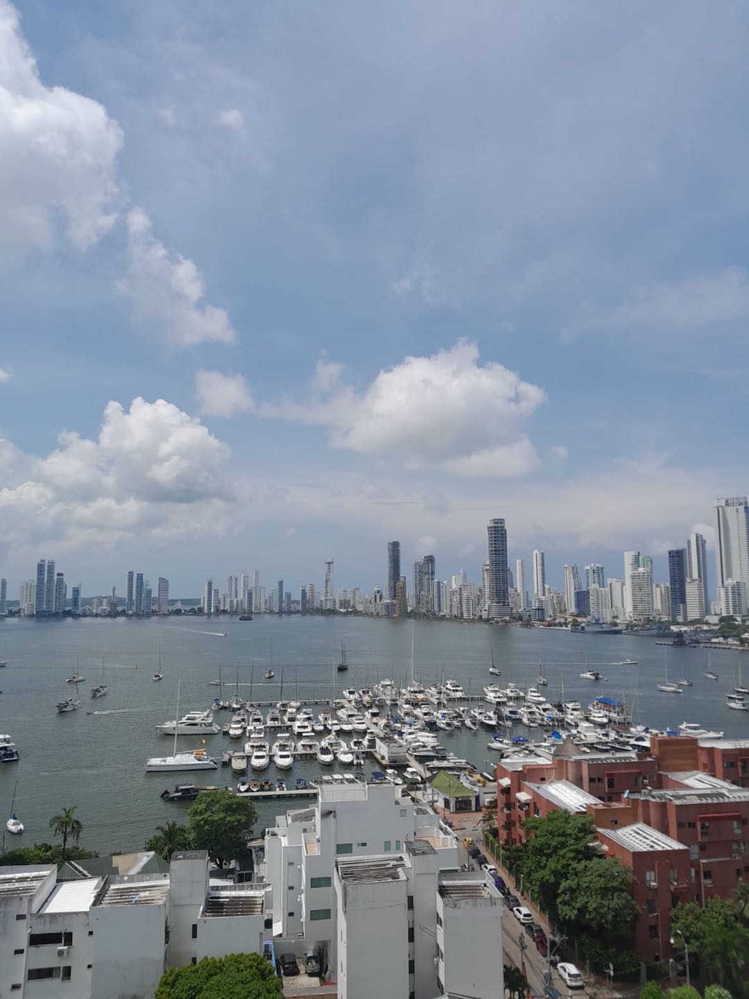 APARTAMENTO EN ARRIENDO EN MANGA - CARTAGENA