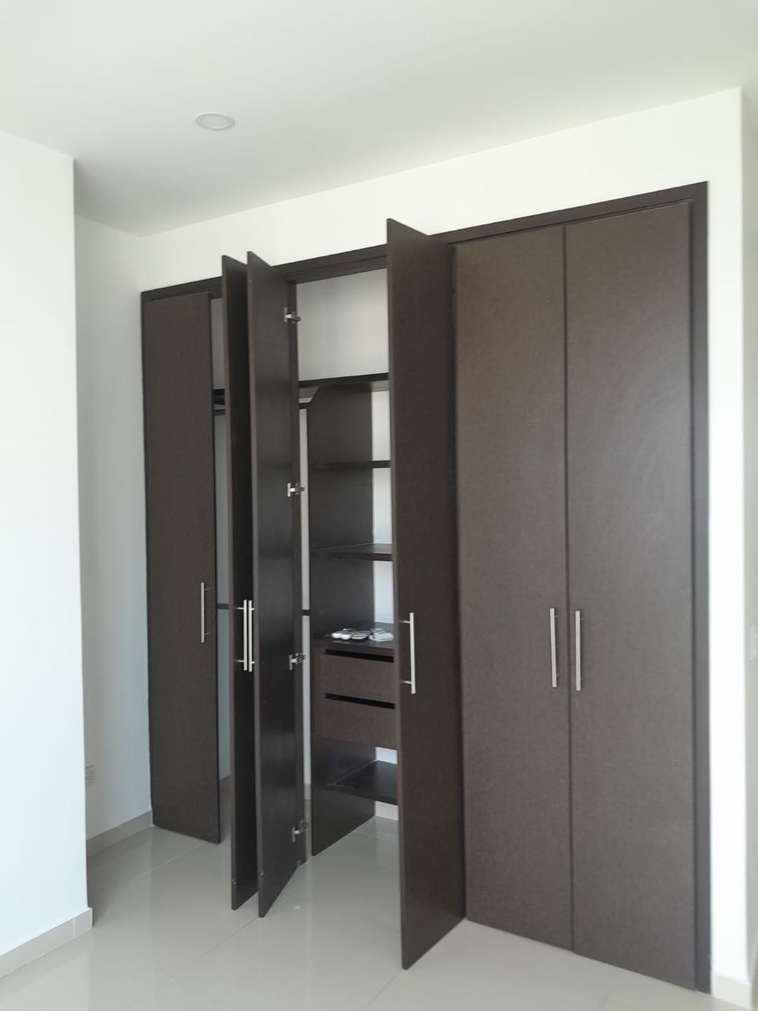 APARTAMENTO EN ARRIENDO EN MANGA - CARTAGENA