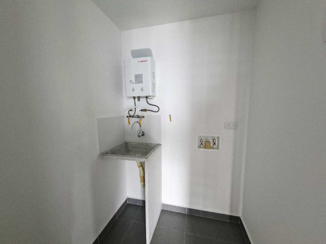 Apartamento en arriendo en Palmas piso 25  PC