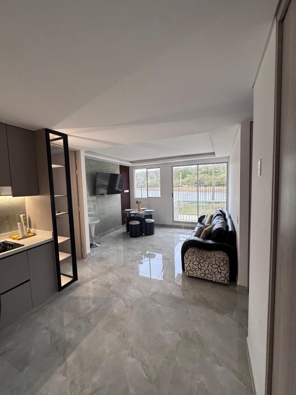 APARTAMENTO EN ARRIENDO EN SERENA DEL MAR - CARTAGENA