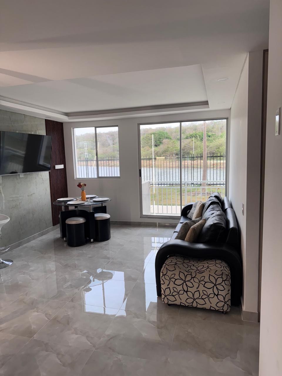 APARTAMENTO EN ARRIENDO EN SERENA DEL MAR - CARTAGENA