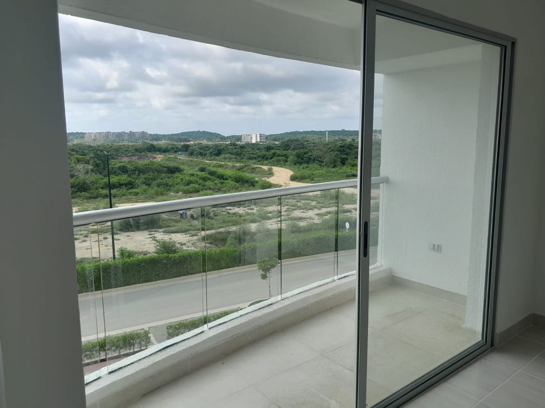 APARTAMENTO EN ARRIENDO EN SERENA DEL MAR - CARTAGENA