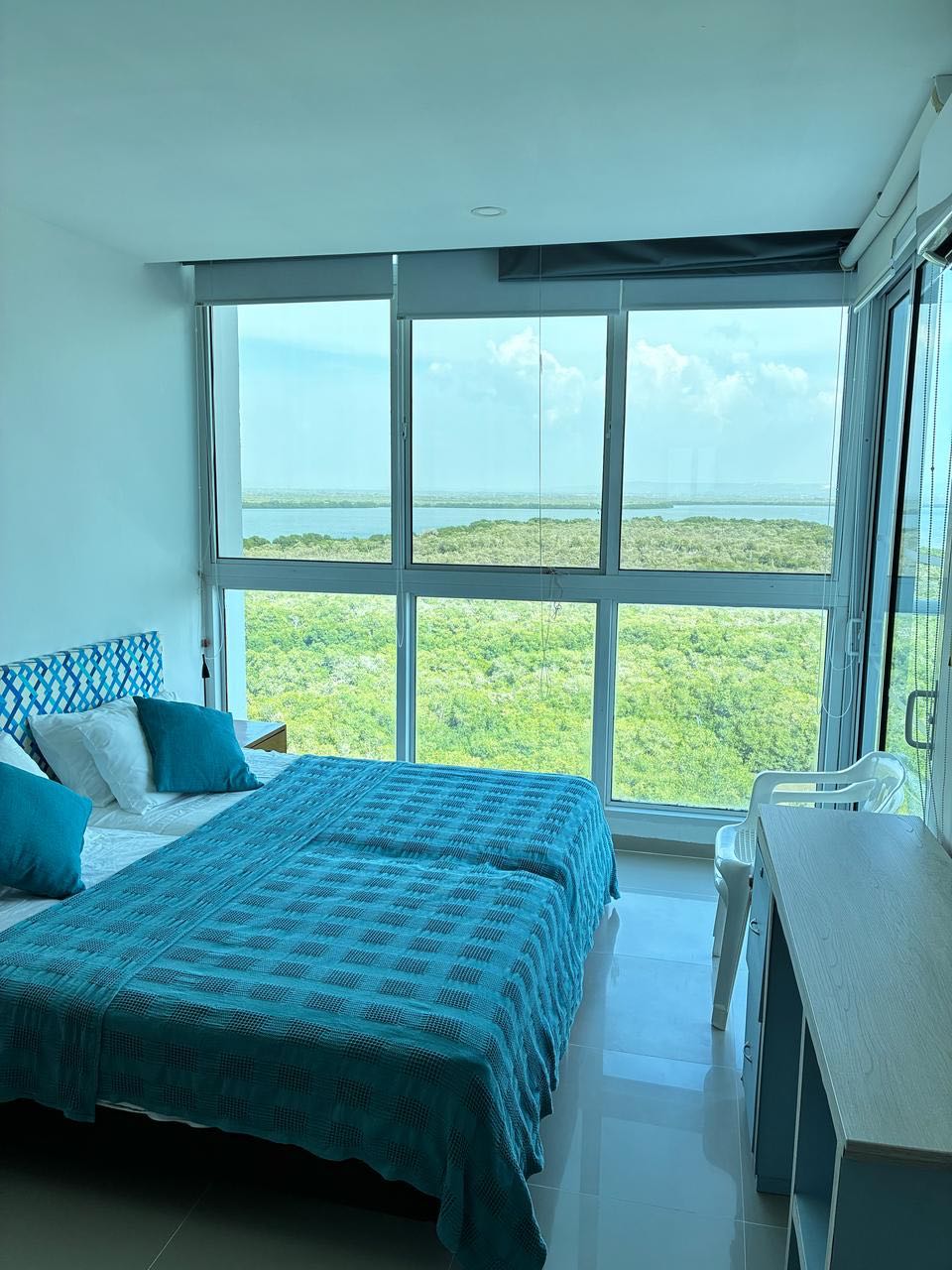 APARTAMENTO AMOBLADO EN ARRIENDO EN ZONA NORTE - CARTAGENA