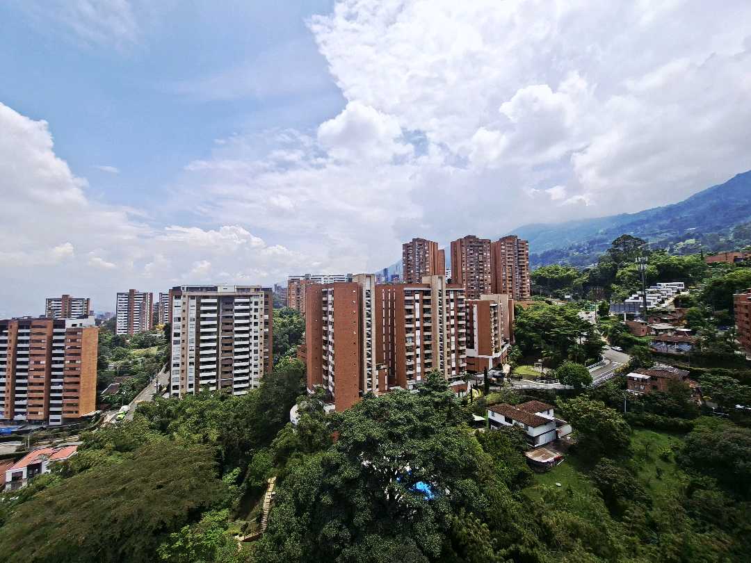 Apartamento en arriendo Envigado cerca a Cumbres