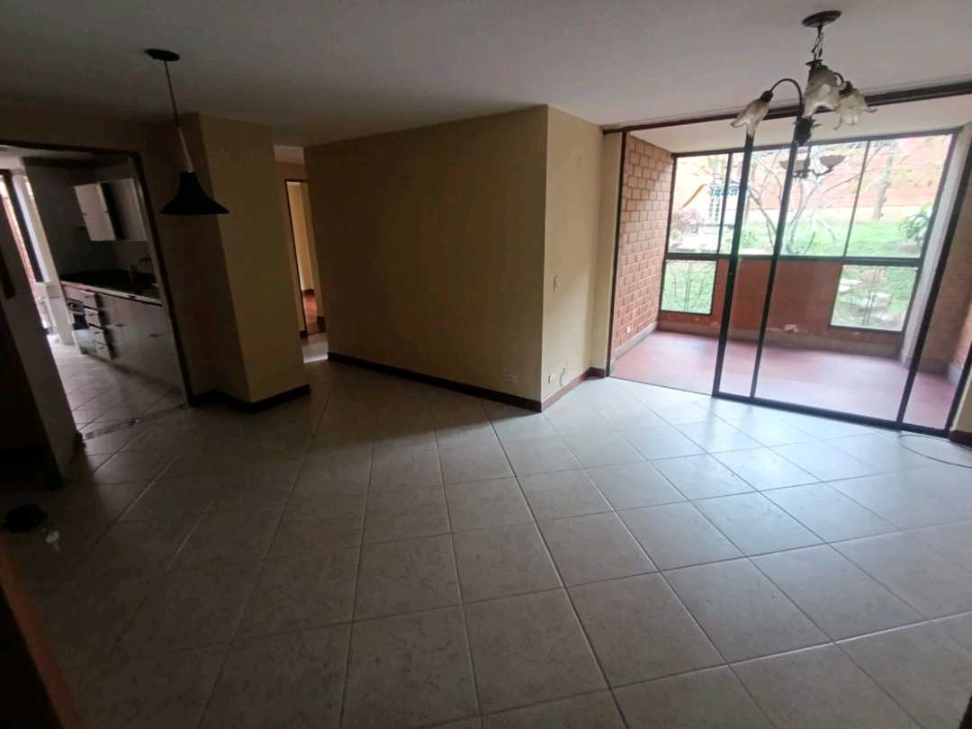 Apartamento en arriendo Envigado AV1