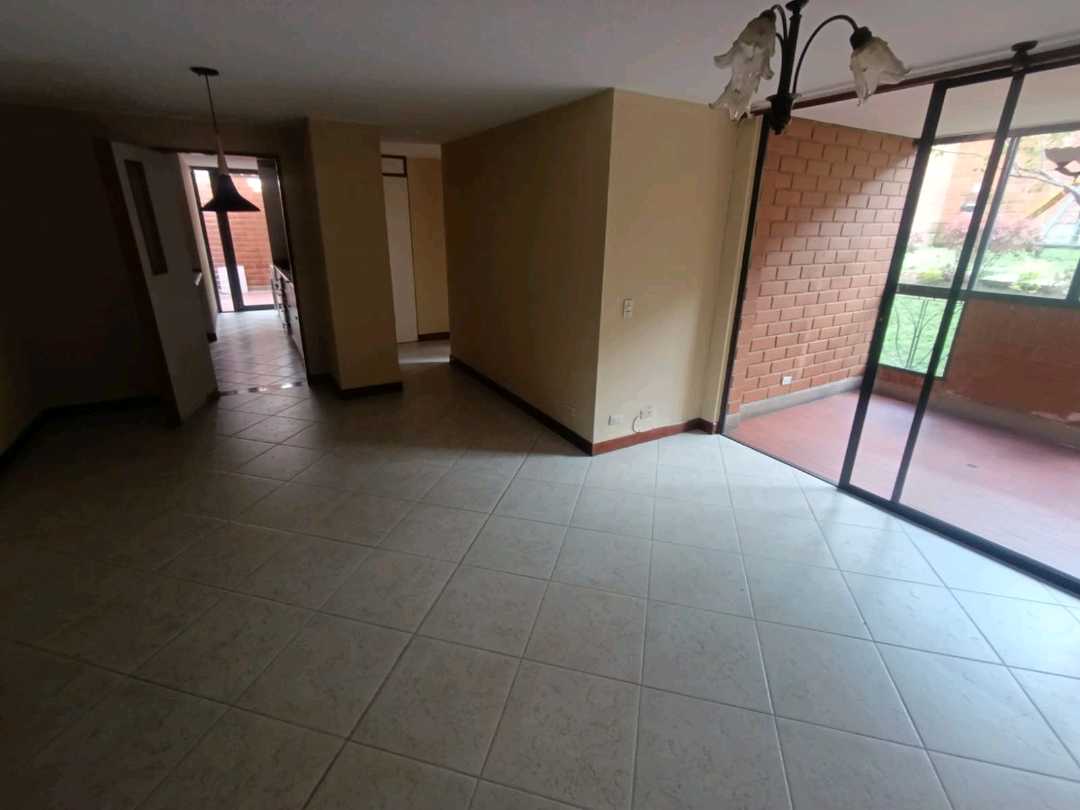 Apartamento en arriendo Envigado AV1
