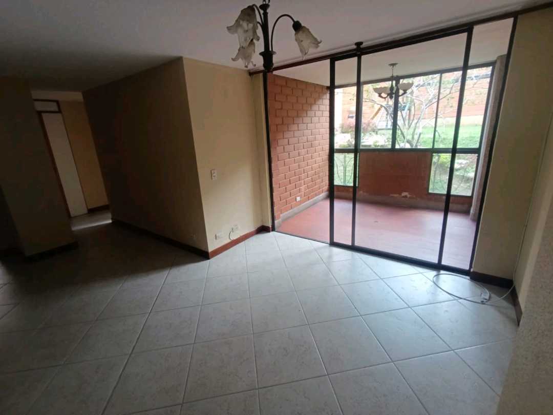 Apartamento en arriendo Envigado AV1