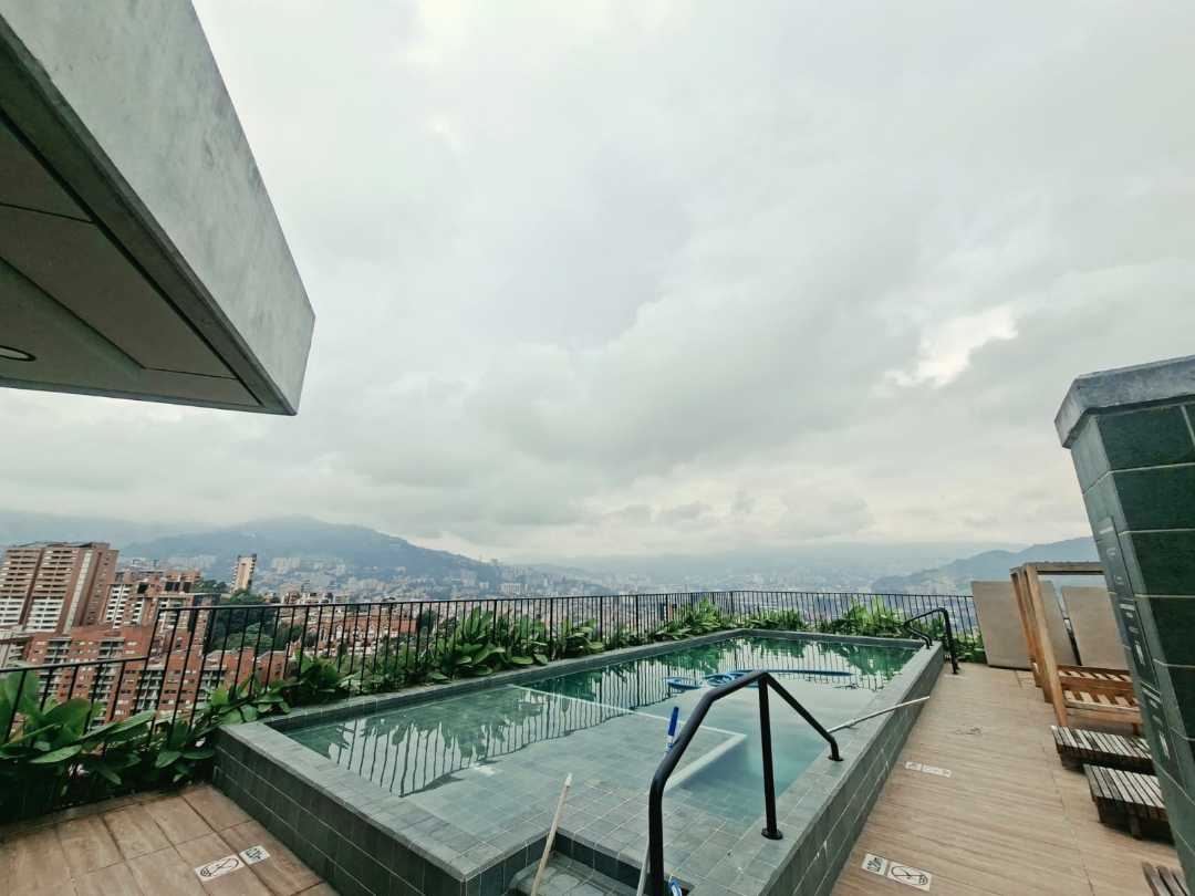 Apartamento en arriendo Envigado Loma del Esmeraldal