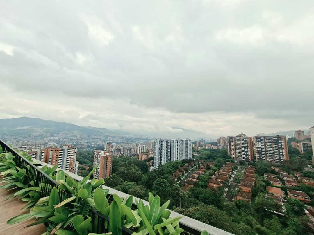 Apartamento en arriendo Envigado Loma del Esmeraldal