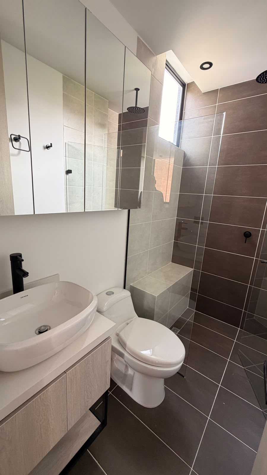 Apartamento en arriendo Envigado cerca a la Intermedia  CR-LC805