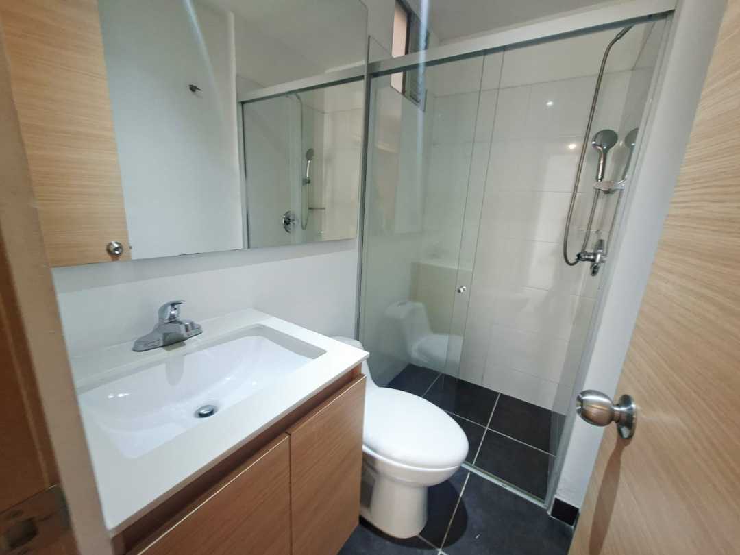 Apartamento en arriendo Envigado Esmeraldal ZB6