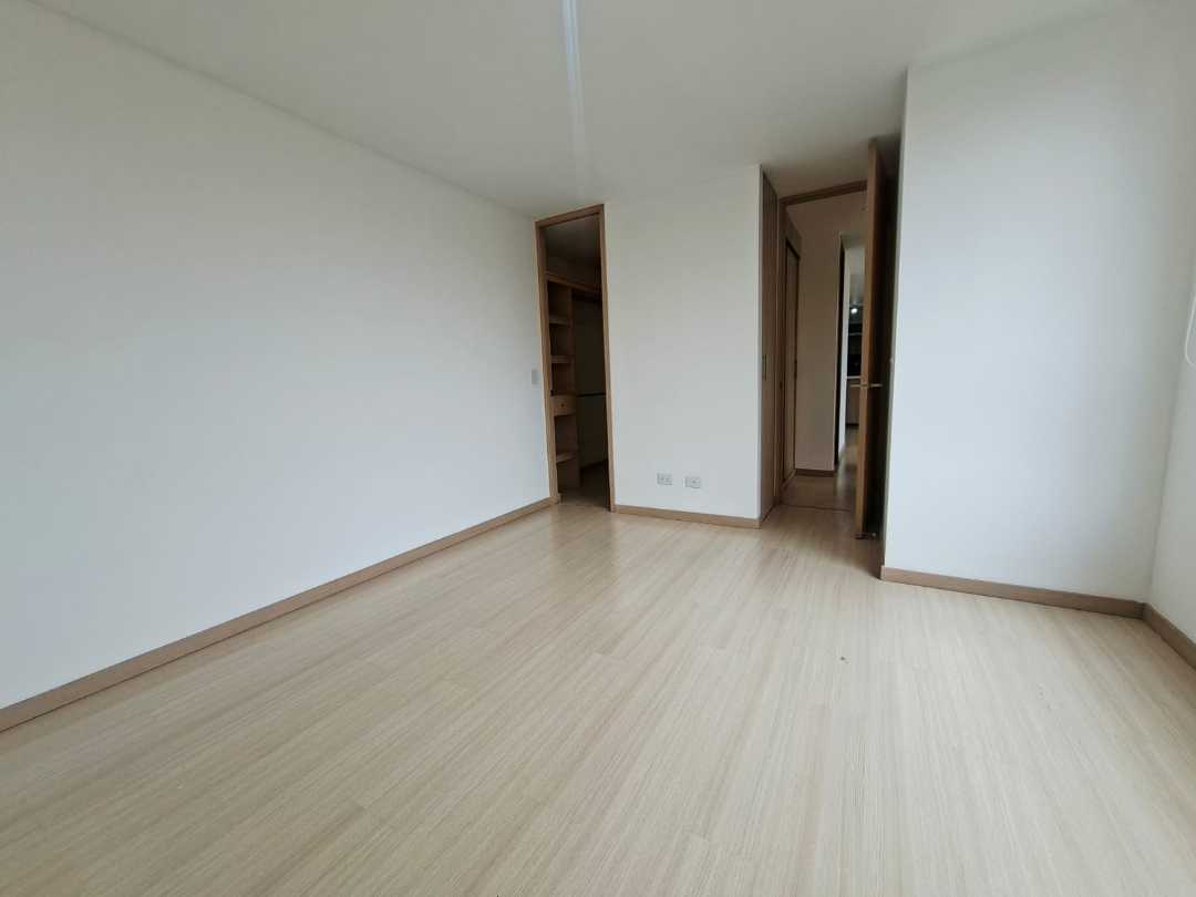 Apartamento en arriendo Envigado Esmeraldal ZB6