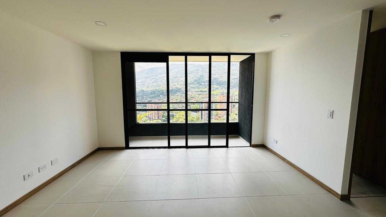 Apartamento en arriendo Escobero Envigado ART-LC19OC