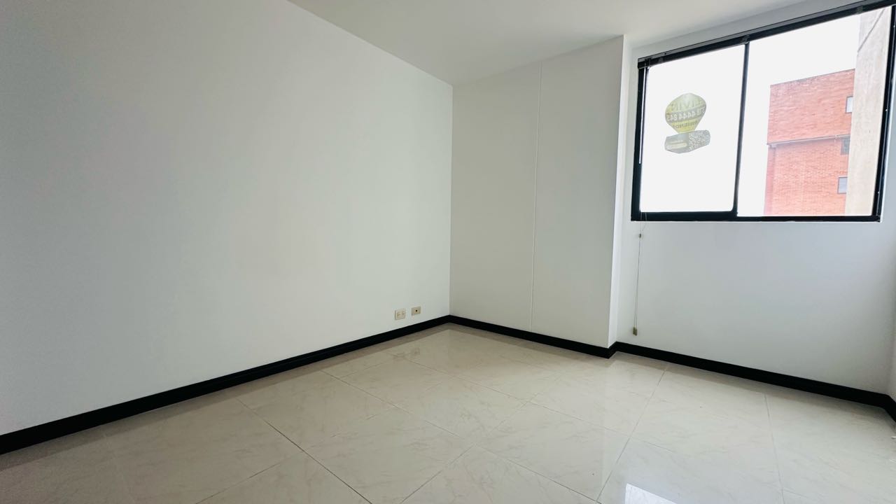 Apartamento en arriendo junto al tesoro