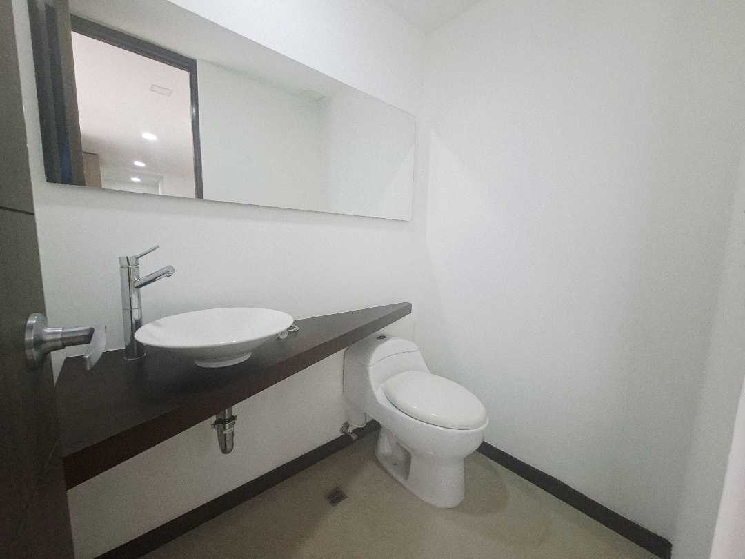 Apartamento en arriendo la Calera Poblado ARZ17