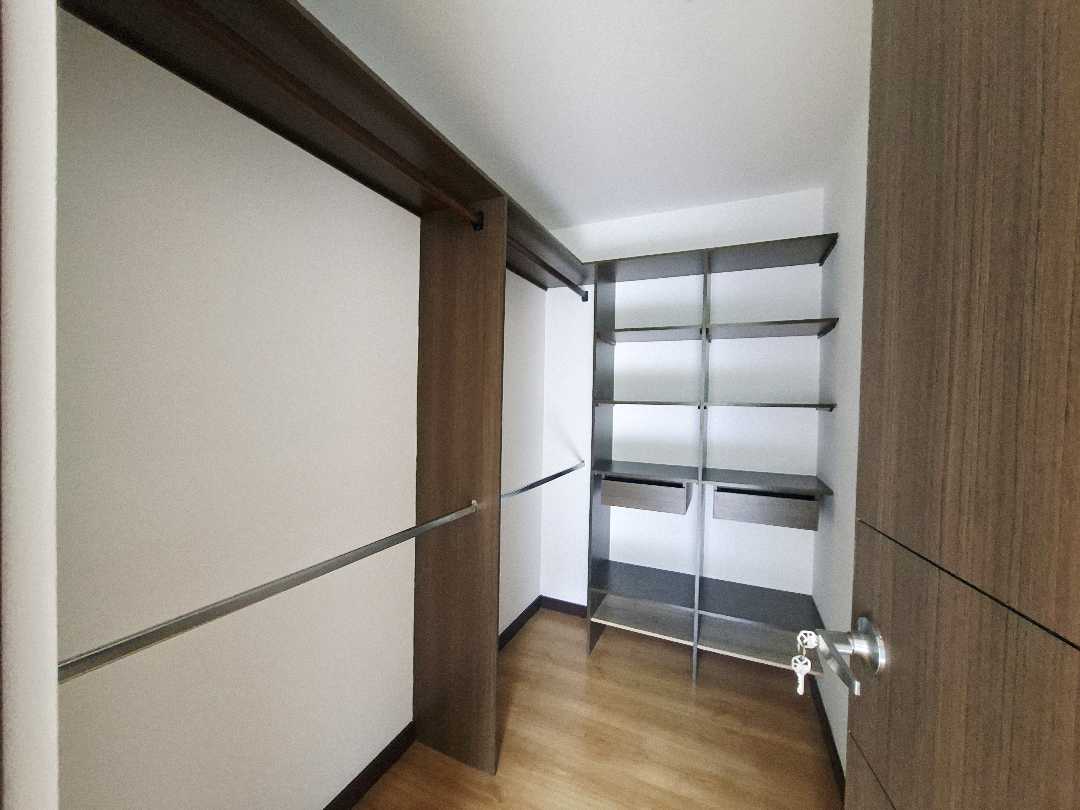 Apartamento en arriendo la Calera Poblado ARZ17