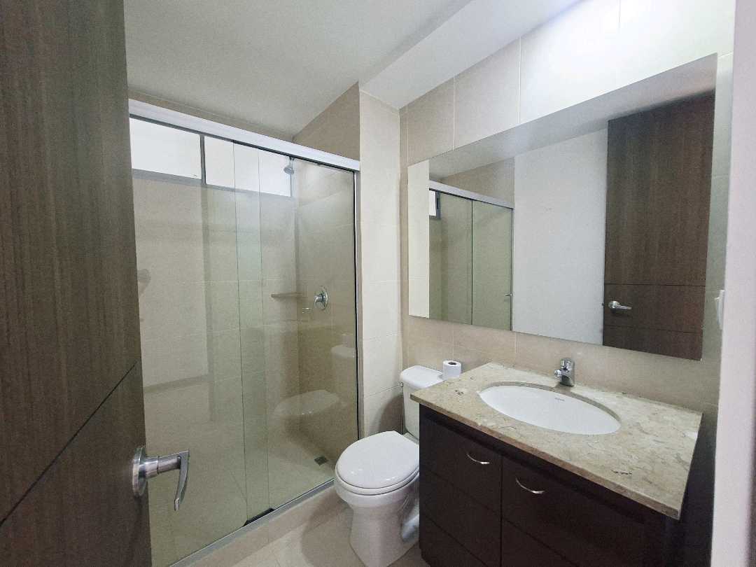 Apartamento en arriendo la Calera Poblado ARZ17