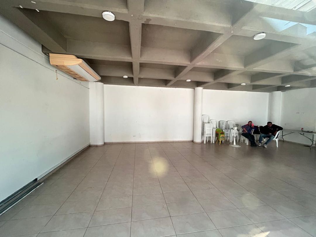 Apartamento Amoblado  en Arriendo - las palmas.