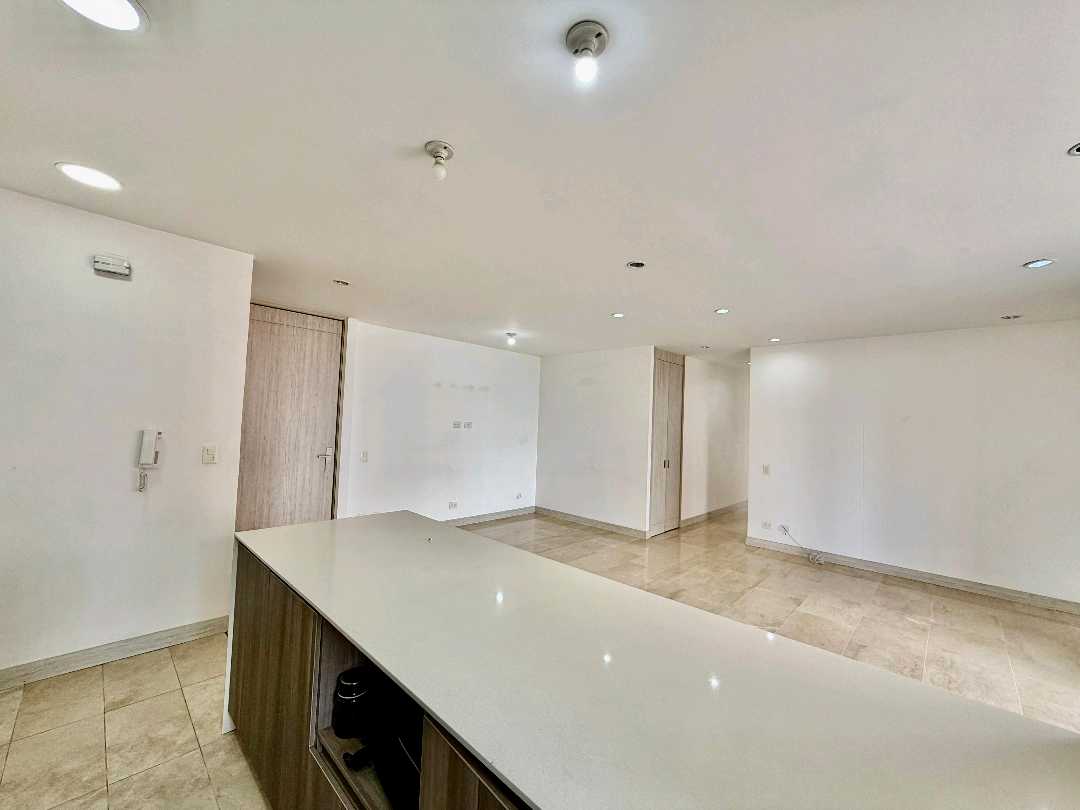 Apartamento en arriendo Loma la Linde Poblado