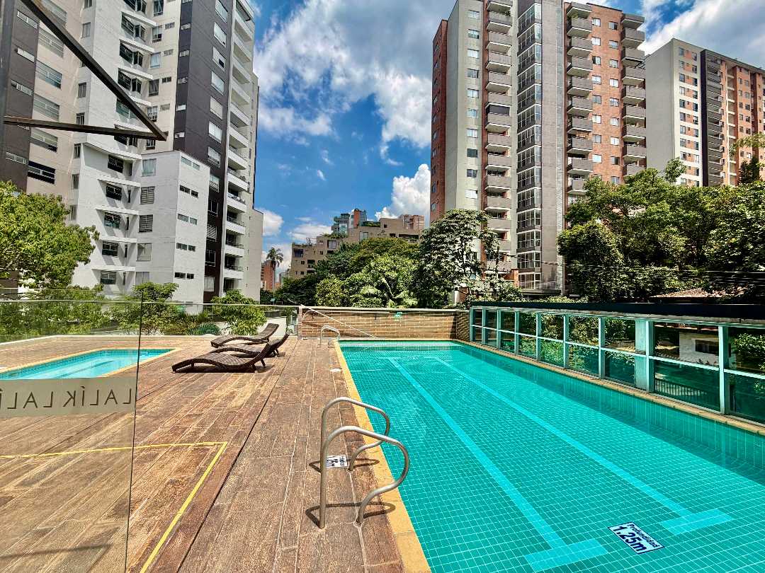 Apartamento en arriendo Loma la Linde Poblado