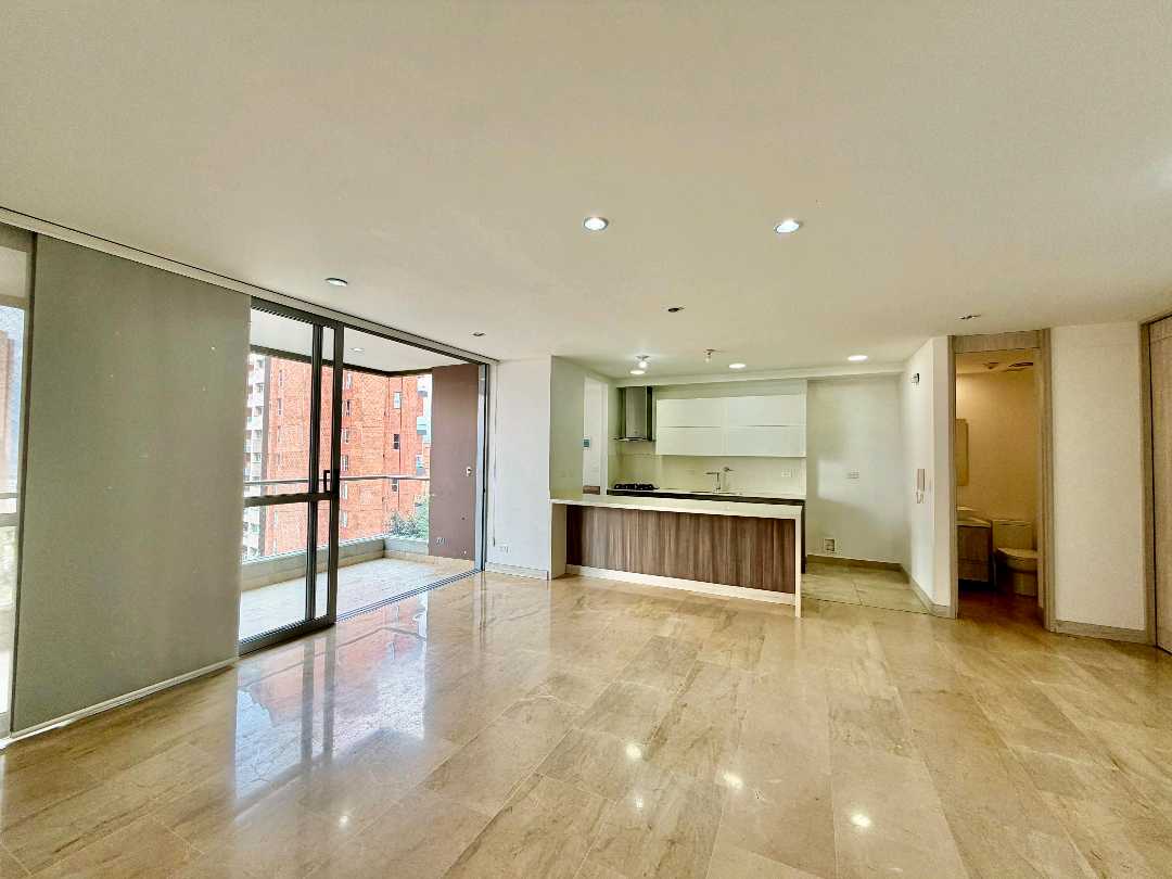 Apartamento en arriendo Loma la Linde Poblado