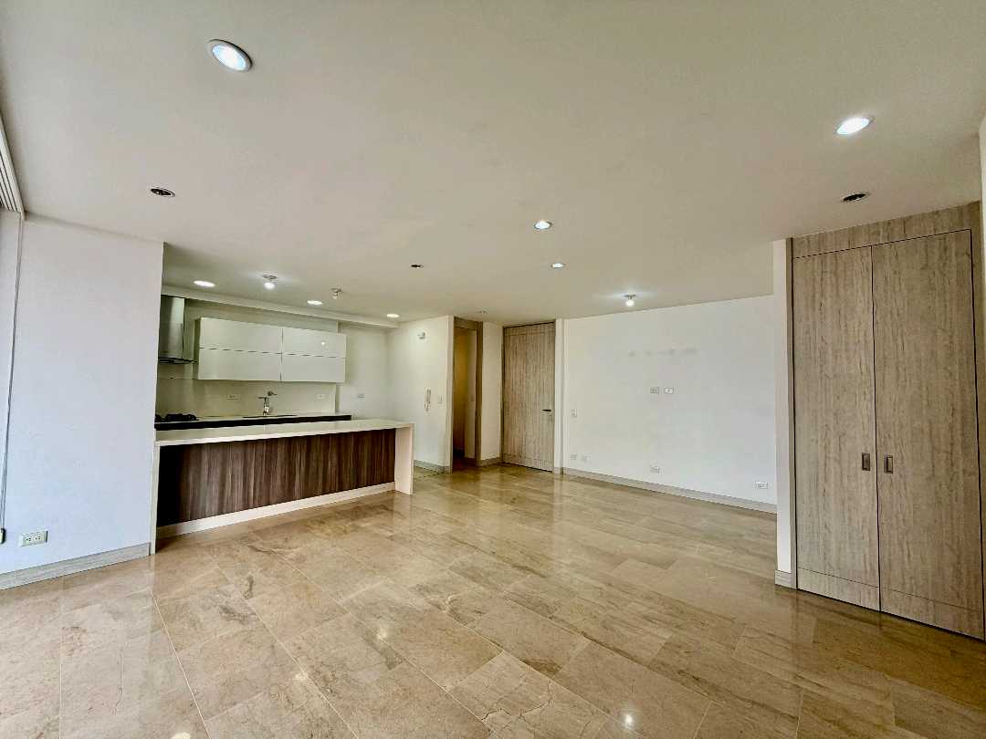 Apartamento en arriendo Loma la Linde Poblado