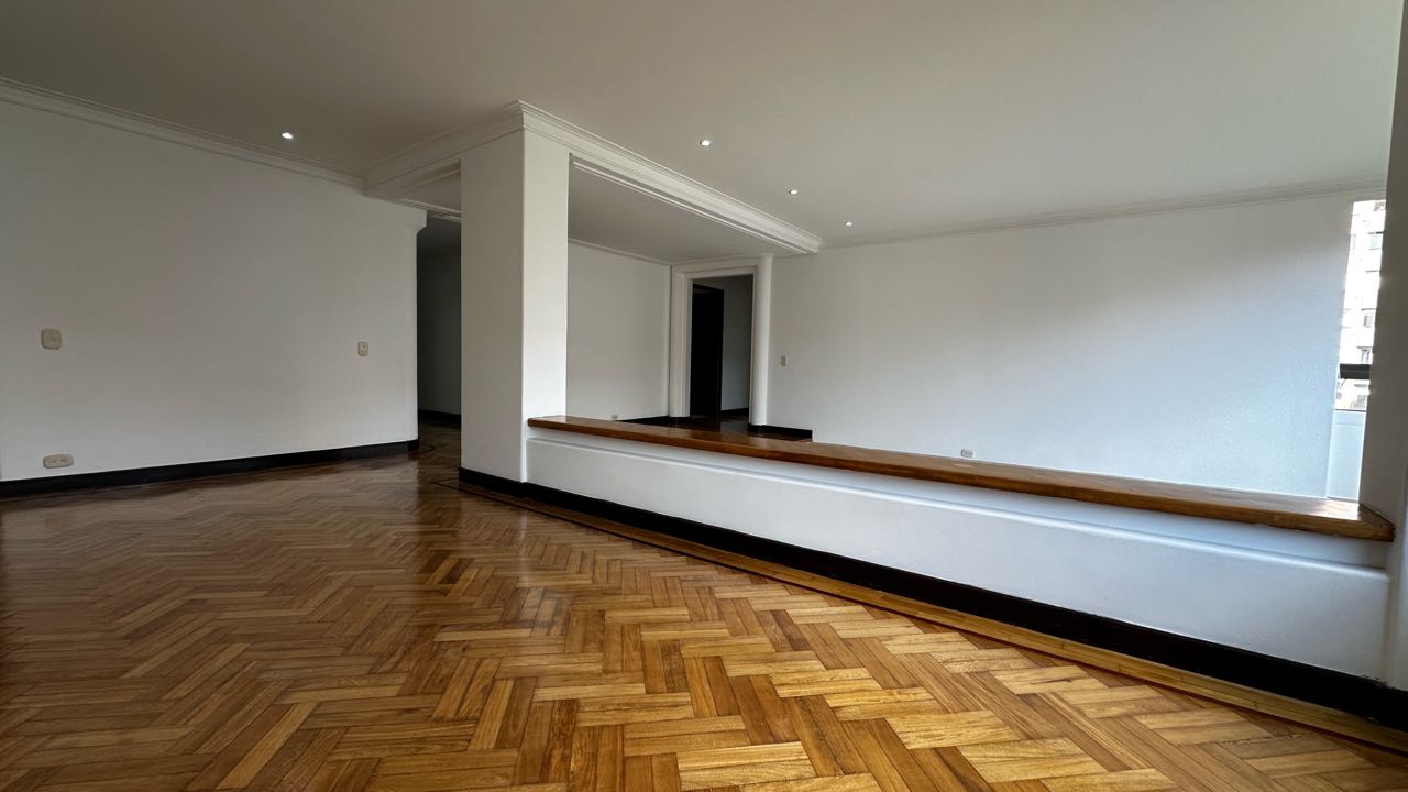 Apartamento en arriendo o venta en el poblado