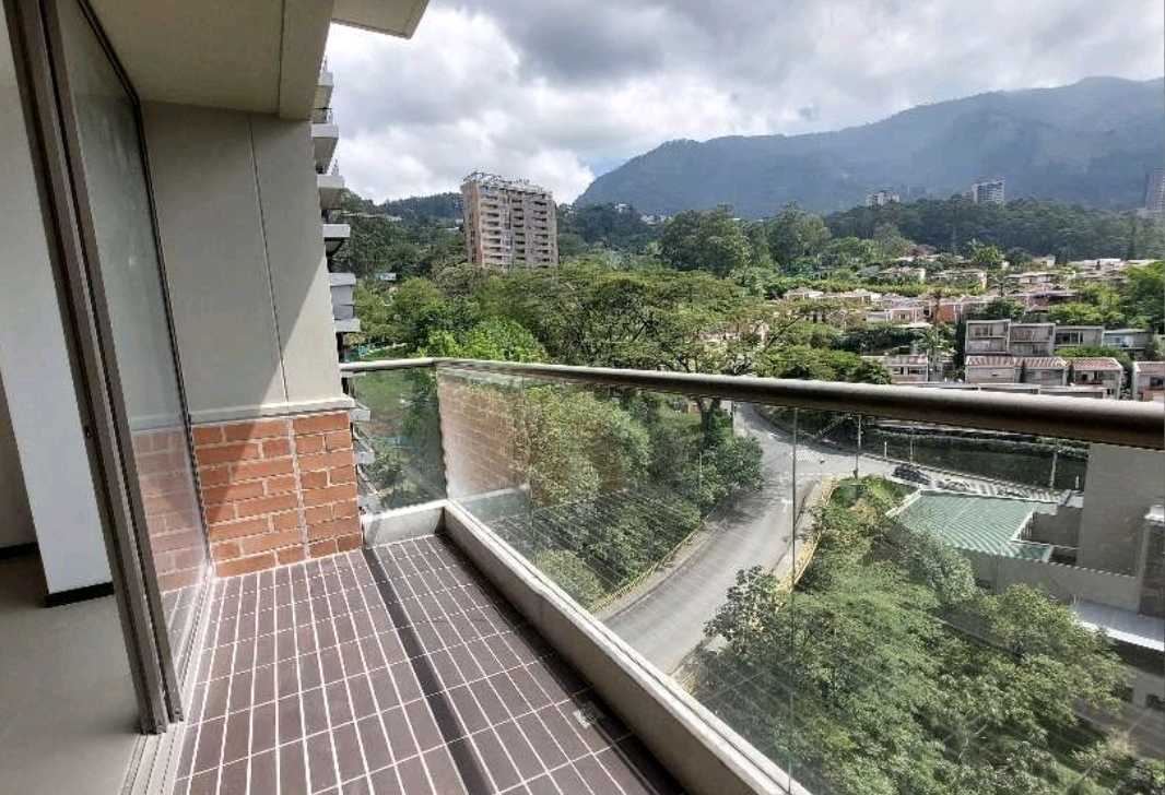 Apartamento en arriendo Palmas LS